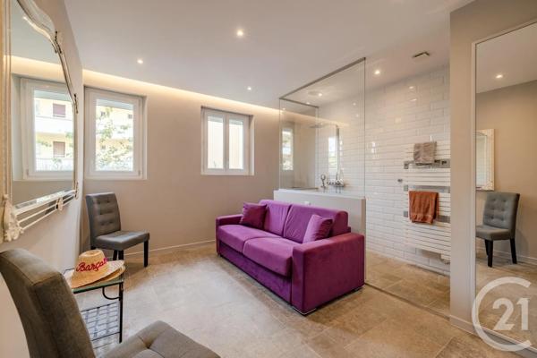 Appartement F3 à vendre  3 pièces - 89,50 m 2   STE MAXIME  - 83