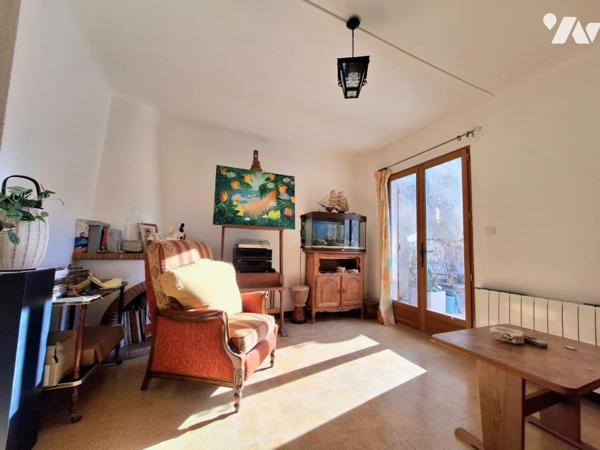 Millas - Maison de village avec garage et grange 