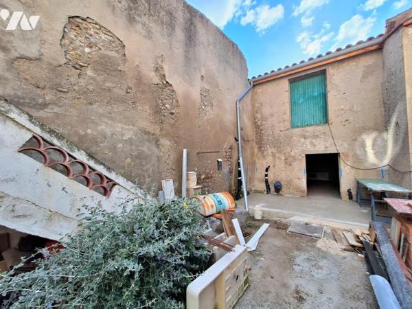Millas - Maison de village avec garage et grange 