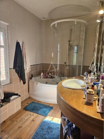 Belle maison de village avec dépendance aménagée