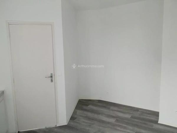 Location Appartement 1 pièces 15 m2 à Carmaux