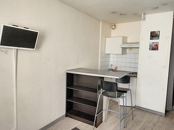 Appartement Toulon de 1 pièce de 19.65 m² Vendu loué