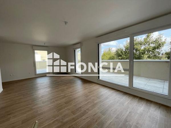 Location Appartement 3 pièces 67.63 m² - 71 BOULEVARD DETOLLE Caen 14000