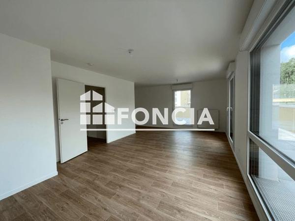 Location Appartement 3 pièces 67.63 m² - 71 BOULEVARD DETOLLE Caen 14000