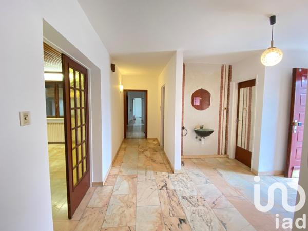 Maison 6 pièces de 186 m² à Morsbach (57600)