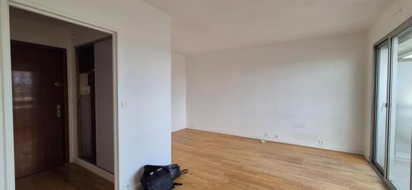 Studio avec parking - PARIS