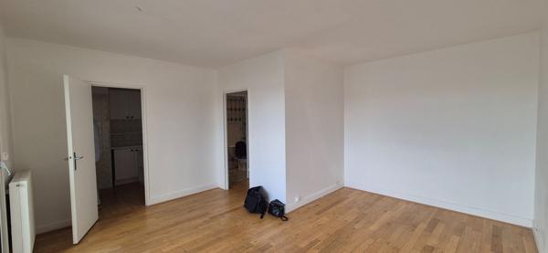 Studio avec parking - PARIS