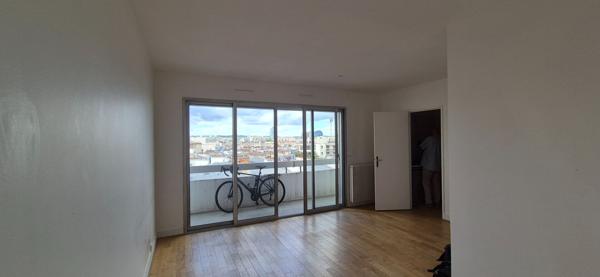 Studio avec parking - PARIS