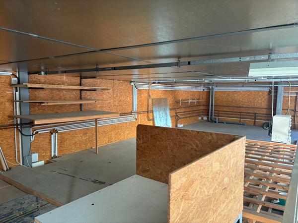 LOCAL PROFESSIONNEL A VALDOIE 420M² SUR  1292M² DE TERRAIN