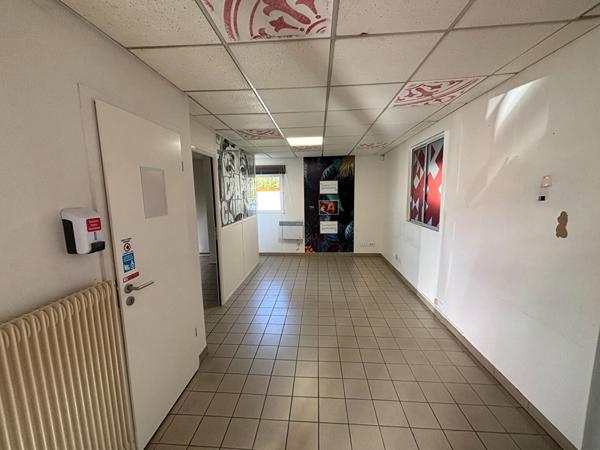 LOCAL PROFESSIONNEL A VALDOIE 420M² SUR  1292M² DE TERRAIN