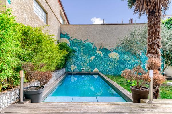 VILLEURBANNE – CHARPENNES | Maison familiale avec jardin, piscine et garage