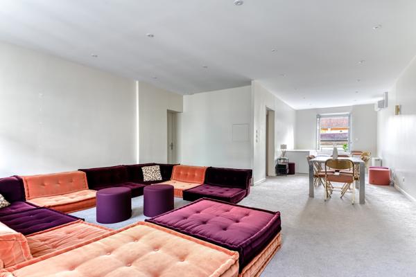 VILLEURBANNE – CHARPENNES | Maison familiale avec jardin, piscine et garage