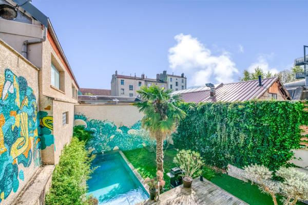 VILLEURBANNE – CHARPENNES | Maison familiale avec jardin, piscine et garage