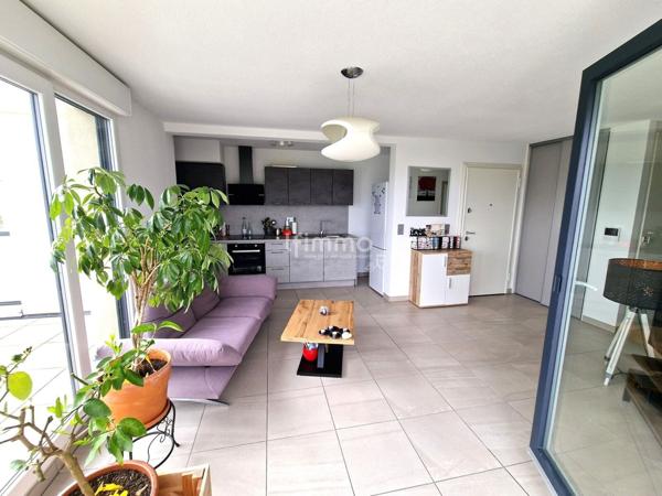 Rives de la Thur – Appartement récent avec terrasse et vue montagnes