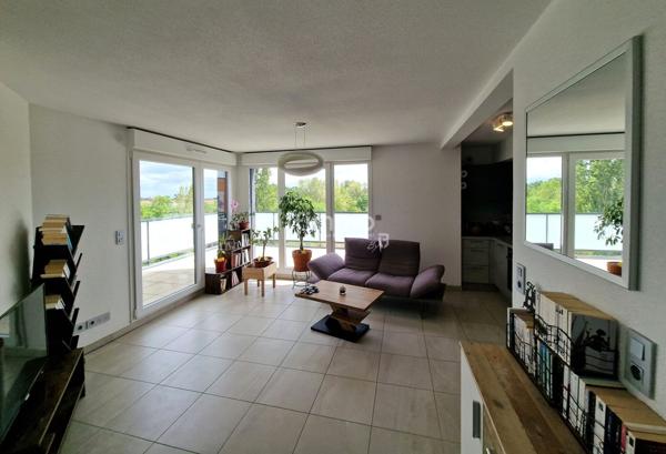 Rives de la Thur – Appartement récent avec terrasse et vue montagnes