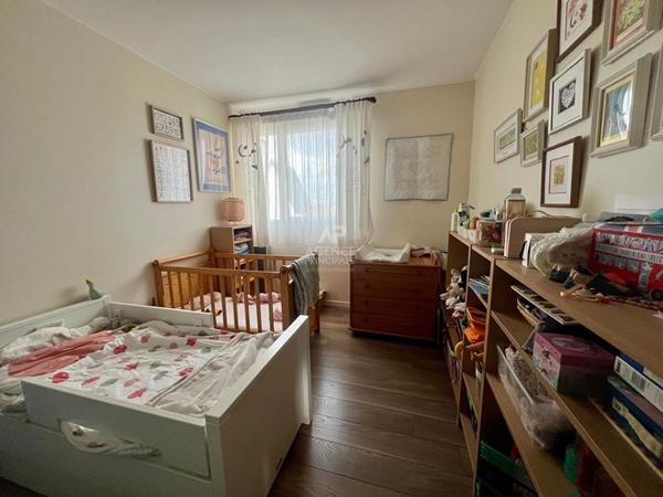 Appartement 3 pièces 74 m² centre-ville 399 000 € ** - Référence 873