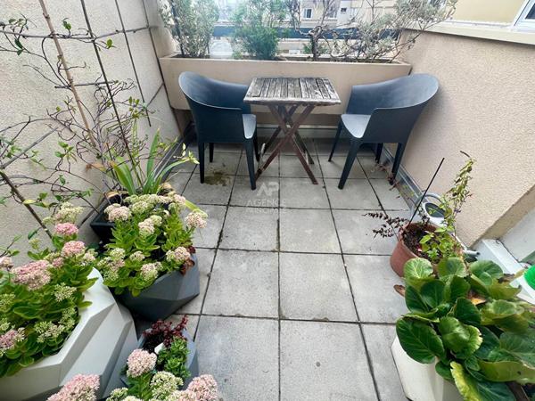 Appartement 3 pièces 74 m² centre-ville 399 000 € ** - Référence 873
