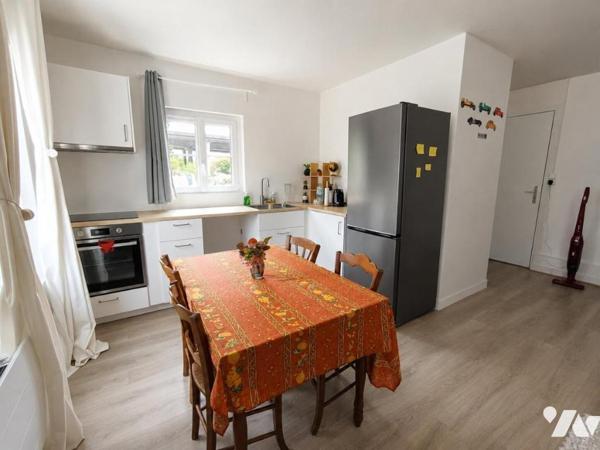 SAINTE RADEGONDE Appartement-Maison avec jardin + Studio + garage