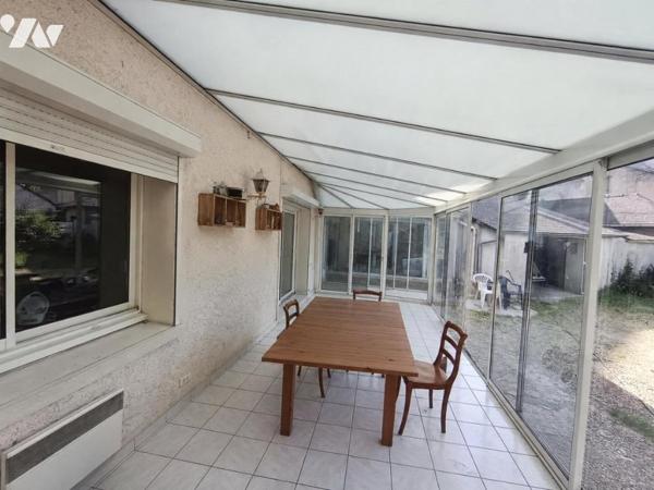 SAINTE RADEGONDE Appartement-Maison avec jardin + Studio + garage