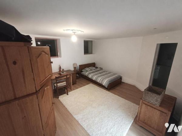 SAINTE RADEGONDE Appartement-Maison avec jardin + Studio + garage