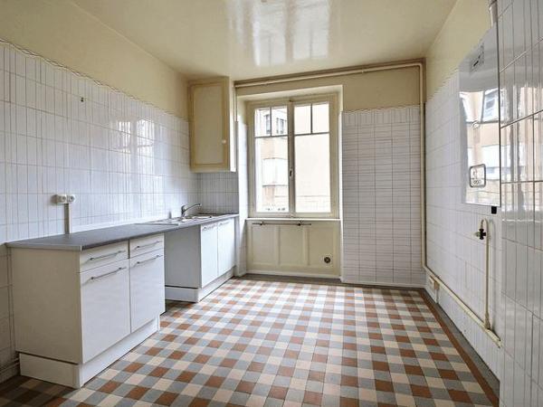 Location Appartement 2 pièces 50 m² - 4 rue Just Becquet Besancon 25000