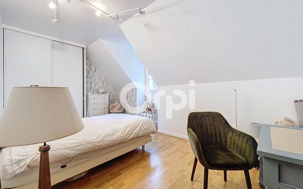 Maison à vendre    7 pièces • 140 m2 Lamorlaye