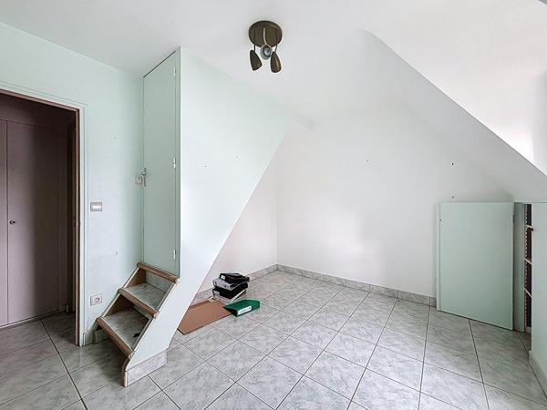 CARQUEFOU Maison 119 m² en fond d'impasse !