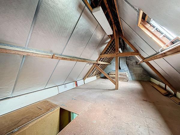 CARQUEFOU Maison 119 m² en fond d'impasse !