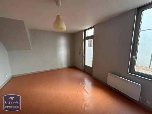 Appartement à louer 1 pièce 21.96m² Cholet (49300)