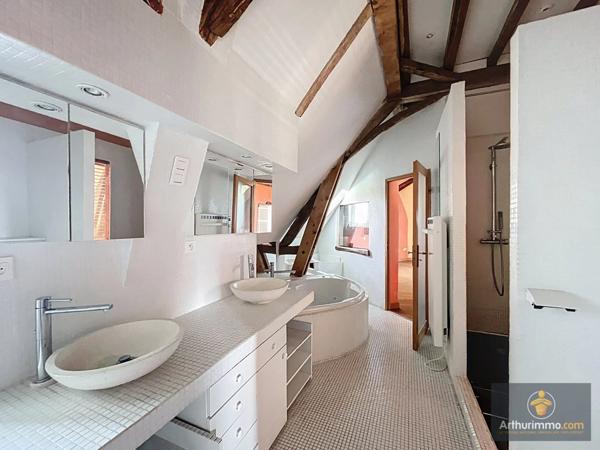 Vente Maison 8 pièces 288 m2 à Le Bugue