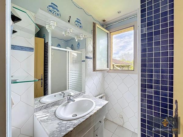 Vente Maison 8 pièces 288 m2 à Le Bugue