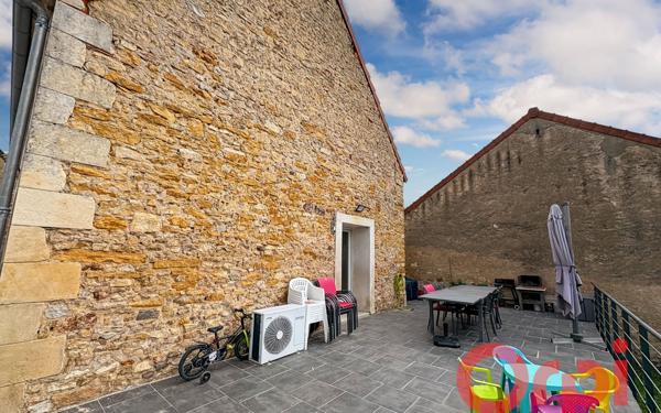 Maison à vendre    5 pièces • 108 m2 Saint-Amand-Montrond