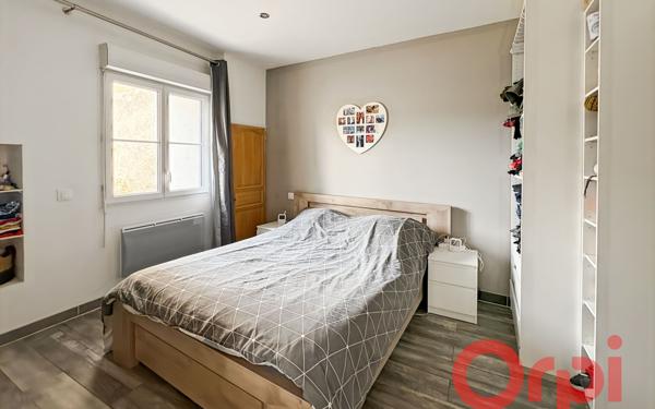 Maison à vendre    5 pièces • 108 m2 Saint-Amand-Montrond