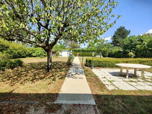 Fondettes. Maison avec jardin de 1 000 m² dans un environnement privilégié