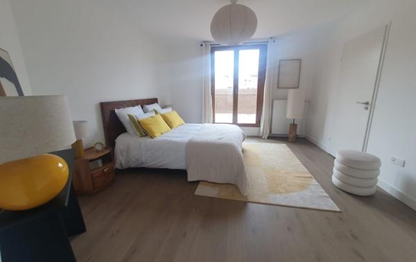 Vente Maison 5P avec jardin + terrasse - 2 PK neuf Versailles   