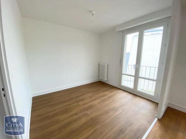 Appartement à louer 4 pièces 80.39m² Beauvais (60000)