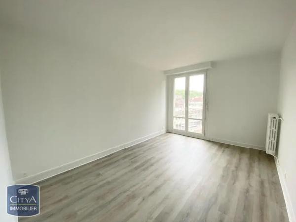 Appartement à louer 4 pièces 80.39m² Beauvais (60000)