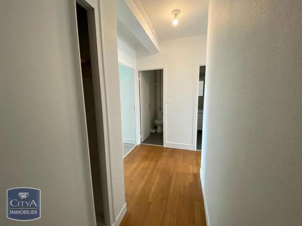 Appartement à louer 4 pièces 80.39m² Beauvais (60000)