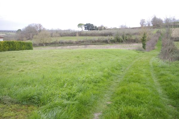 Dpt Gers (32), à vendre MONTREAL terrain à bâtir de 1068m² viabilisé