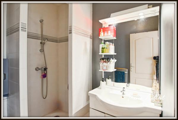 Immeuble de Rapport à vendre PUISEAUX (45), 2 Studios, 2 F2, Garages indépendants