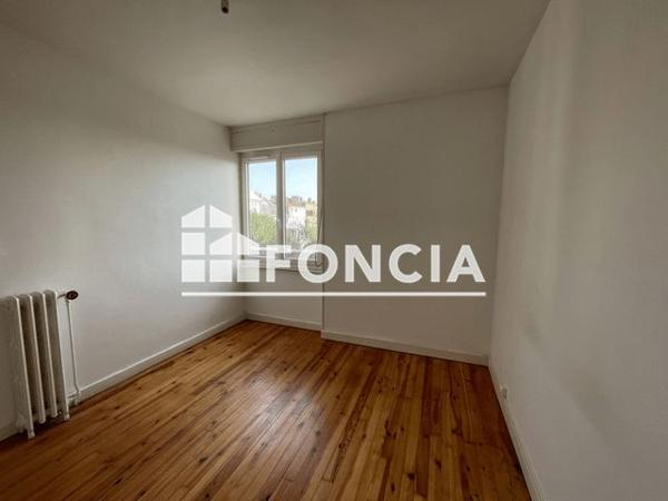 Location Appartement 4 pièces 68.56 m² - 7 AVENUE CARNOT Clermont-ferrand 63000