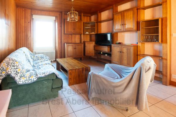A vendre Ploudalmézeau maison de ville de 80m²