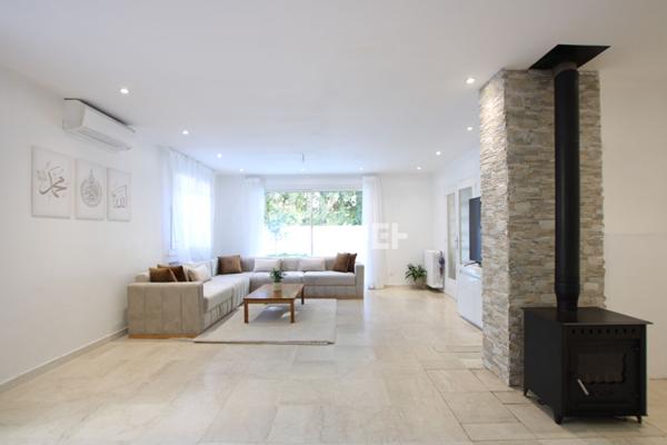 Maison spacieuse à vendre à Avignon