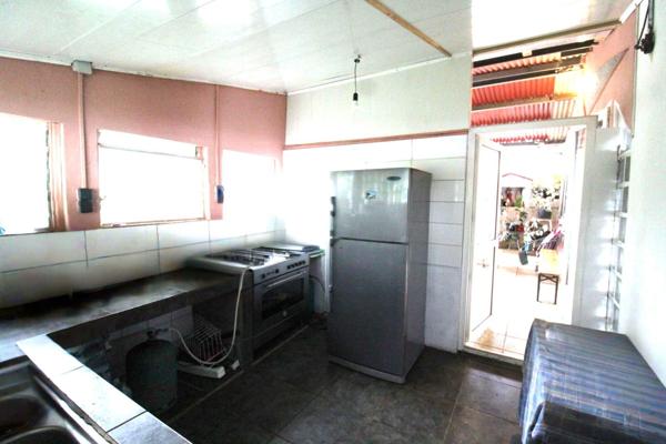 Maison T4 de plein pied avec dépendance