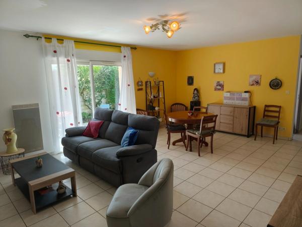 Maison à vendre 3 pièces MARENNES (17)