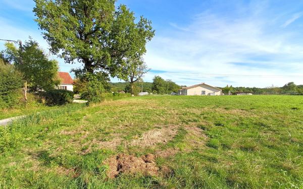 Terrain à vendre    Saint-Nexans