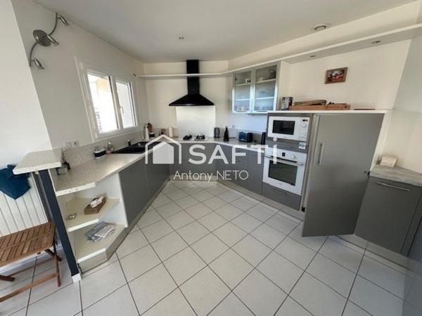 Maison à vendre, 4 pièces + studio, garage, piscine, Gujan Mestras
