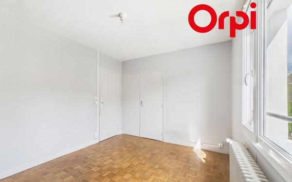 Maison à vendre    4 pièces •  Bernay