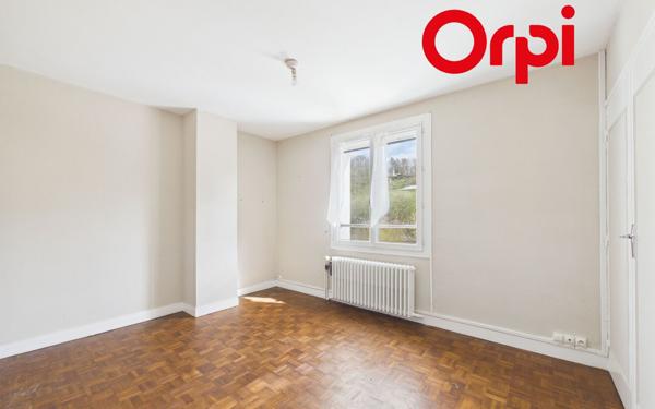 Maison à vendre    4 pièces •  Bernay