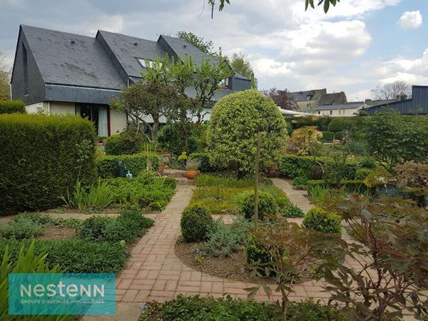 LOUDEAC - Maison de caractère - Coup de coeur en centre-ville